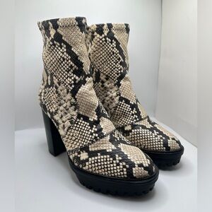 NEW Vince Camuto Erettie Black White Snake Print High Block Heel Booties 7.5M